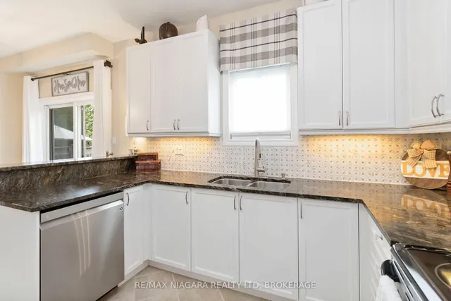 Additional image 14 of 2468 Whitehorn Dr