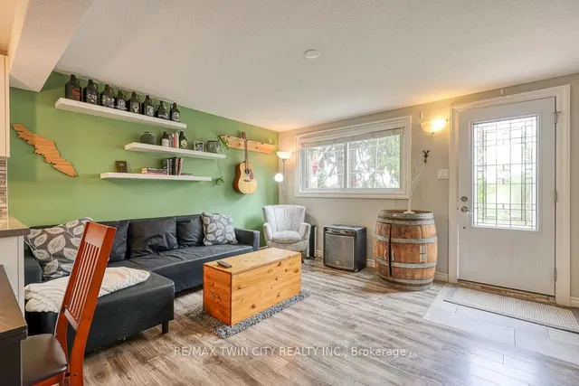 Additional image 29 of 18 Charnwood Crt