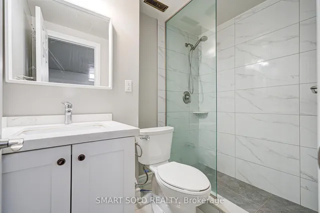 Additional image 41 of 79 Radwell Cres