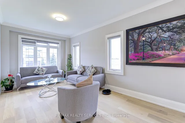 Additional image 4 of 25 Hibiscus Crt