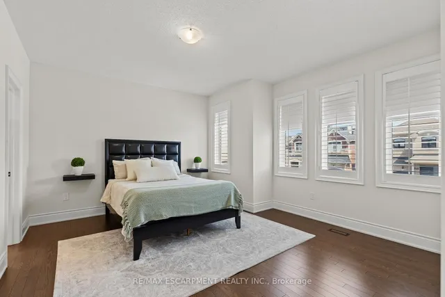 Additional image 25 of 263 Humphrey St