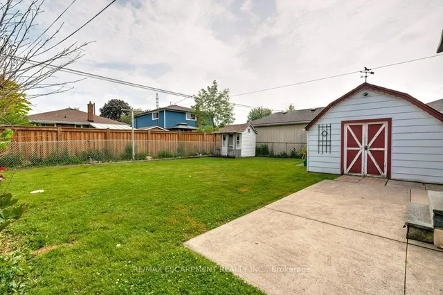 Additional image 32 of 29 Beacon Ave