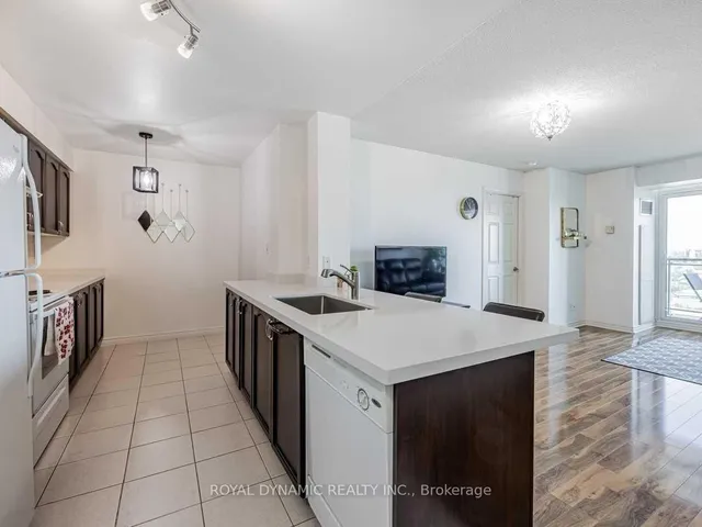 Additional image 16 of 88 Grangeway Ave Unit 2007