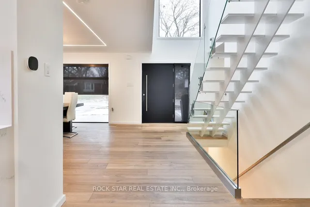 Additional image 6 of 370 Goodram Dr