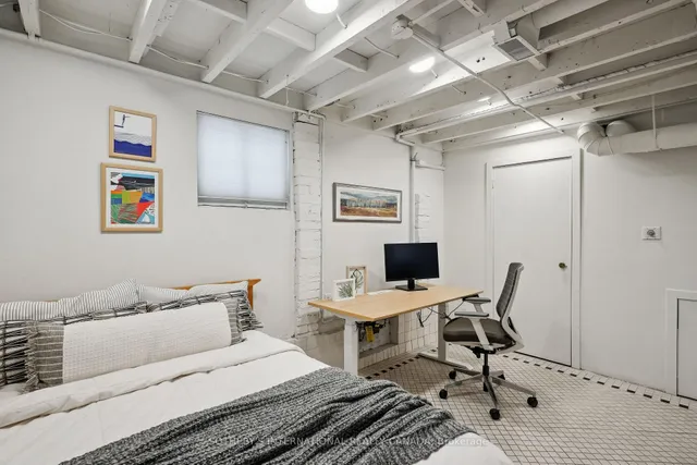 Additional image 34 of 384 1/2 Sumach St