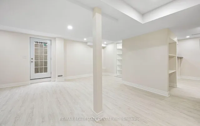 Additional image 40 of 50 Amboise Cres