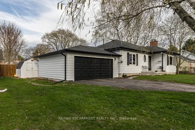 Additional image 46 of 14 Danbury St