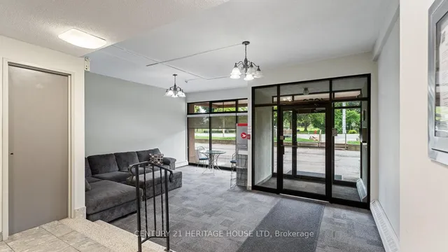 Additional image 5 of 1950 Main St Unit 408