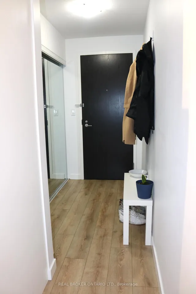 Additional image 17 of 1005 King St Unit 307