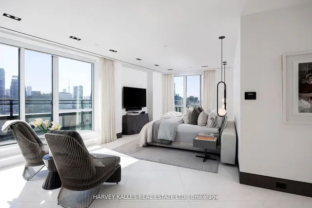 Additional image 33 of 181 Davenport Rd Unit PH1201