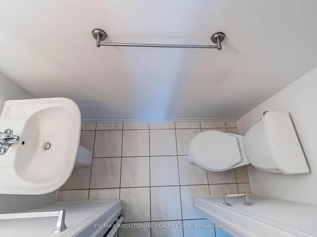 Additional image 20 of 2504 Post Rd Unit 20