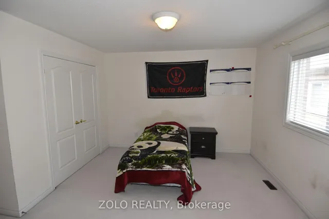 Additional image 37 of 22 Showboat Cres