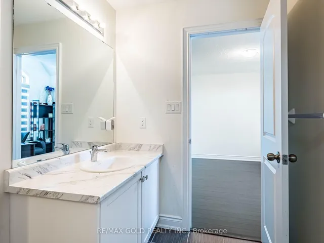 Additional image 36 of 4 Wainwright Dr