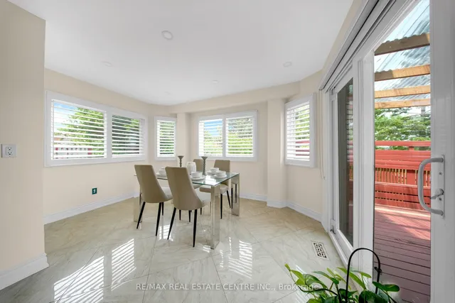 Additional image 21 of 30 Oaklea Blvd