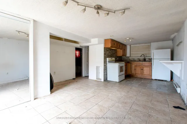 Additional image 14 of 464 Oakwood Ave