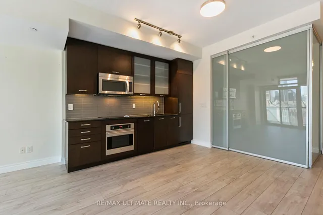 Additional image 24 of 210 Simcoe St Unit 611