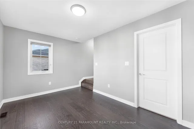 Additional image 29 of 12 Hefferon Crt