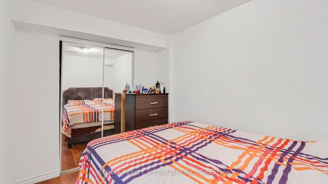 Additional image 44 of 21 EARL  GREY Cres