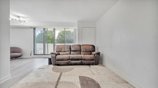 Additional image 13 of 10 Stonehill Crt Unit 307