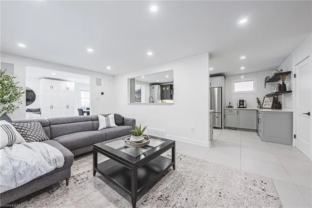 Additional image 17 of 4 Manning Crt