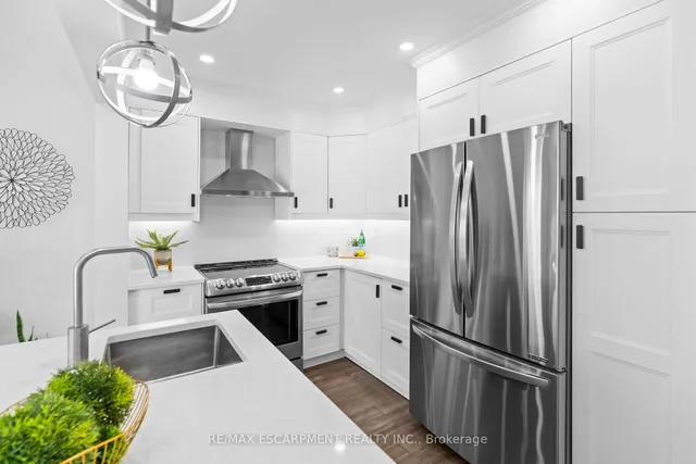 Additional image 9 of 76 Blue Sky Tr