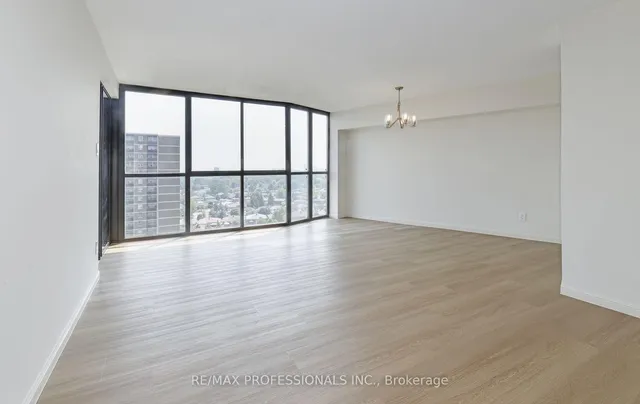 Additional image 3 of 40 Richview Rd Unit 1605