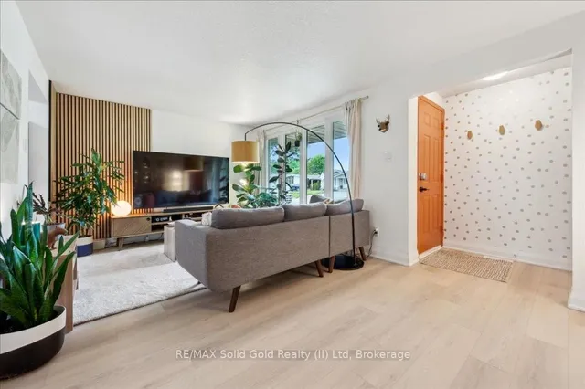 Additional image 5 of 104 Kingswood Dr