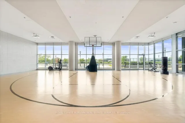 Additional image 35 of 2087 Fairview St Unit 1809