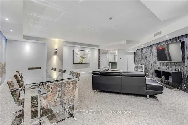 Additional image 23 of 33 University Ave Unit 207