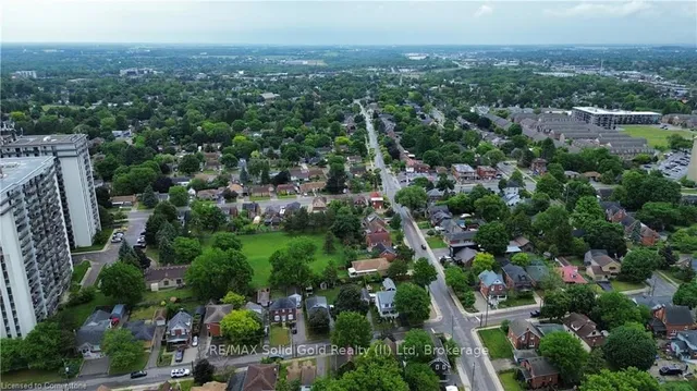 Additional image 42 of 28 Brunswick Ave