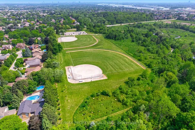 Additional image 50 of 20 Wadsworth Circ