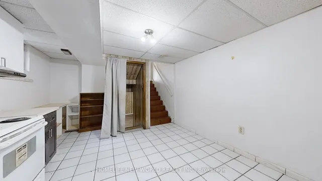 Additional image 22 of 6 Snowhill Cres