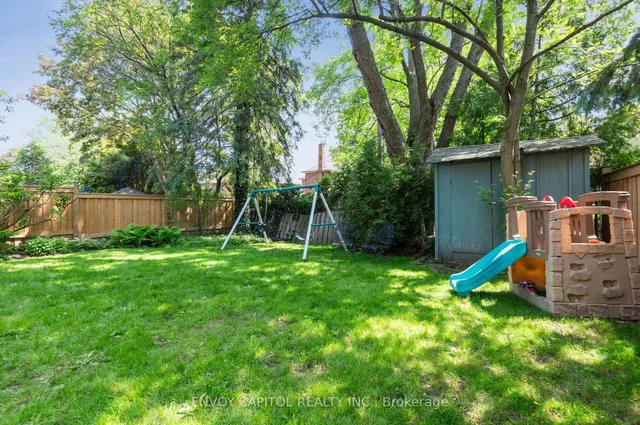 Additional image 24 of 271 Yonge Blvd