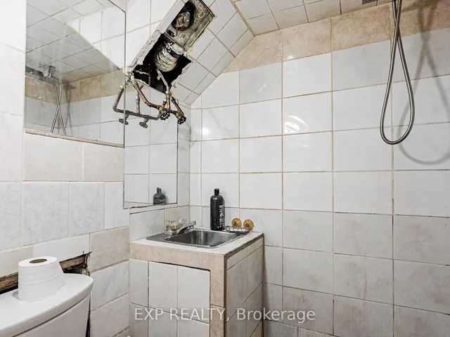 Additional image 30 of 371 Crawford St