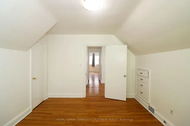 Additional image 16 of 98 Dalewood Ave