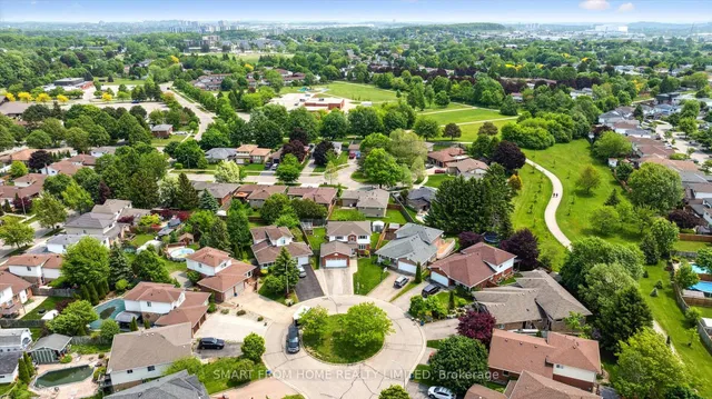 Additional image 37 of 44 Dunedin Crt