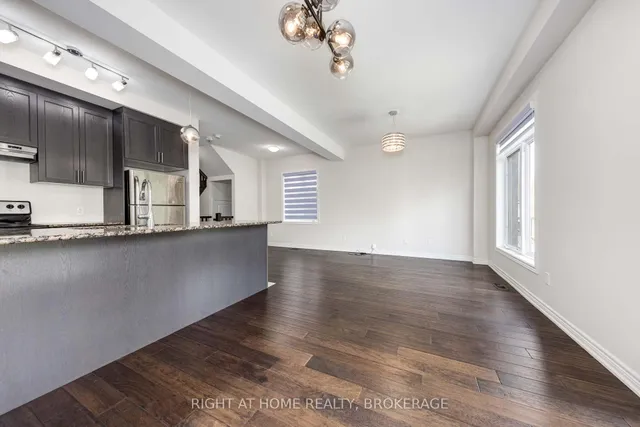 Additional image 14 of 71 Southshore Cres