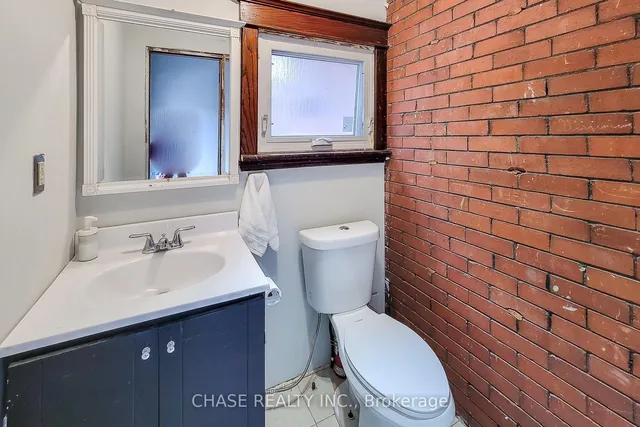 Additional image 27 of 63 Carrick Ave