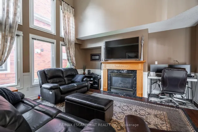 Additional image 6 of 89 Meadowlands Blvd