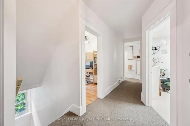 Additional image 19 of 37 Brock St