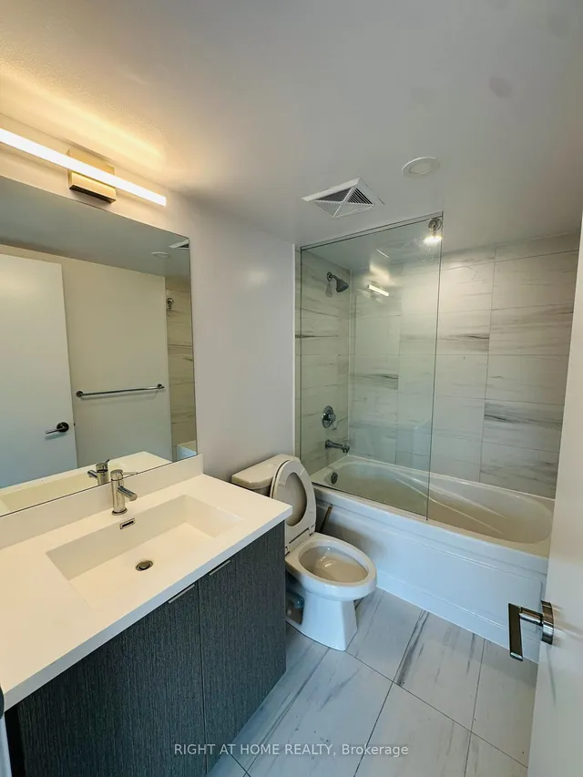 Additional image 6 of 219 Dundas St Unit 809