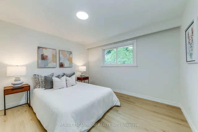 Additional image 23 of 564 Dynes Rd