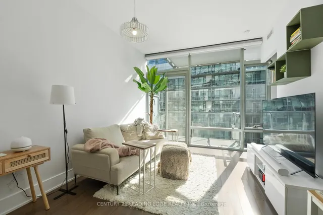 Additional image 8 of 39 Queens Quay Unit 828