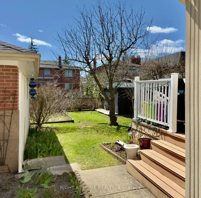 Additional image 18 of 25 Burlingame Rd