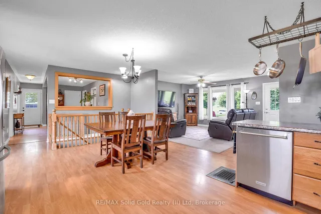 Additional image 27 of 2006 Huron Rd