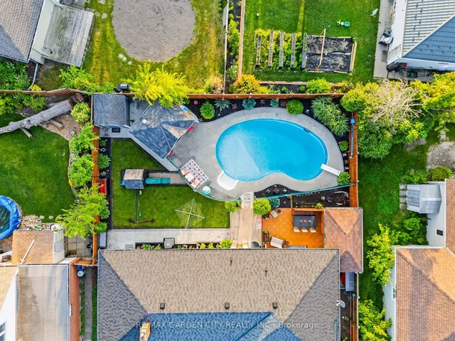 Additional image 43 of 43 Evergreen Ave