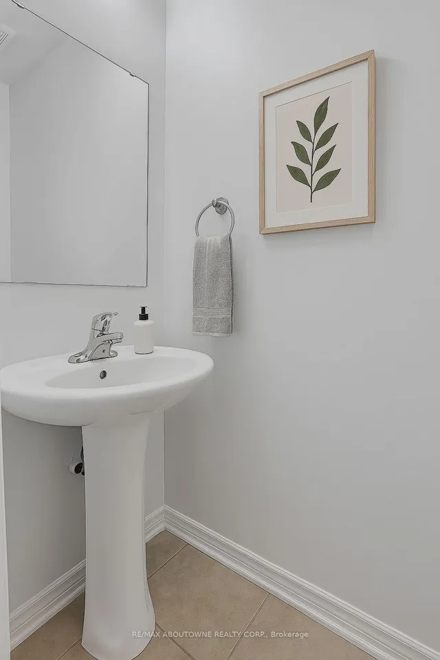 Additional image 19 of 71 Cobblehill Cres