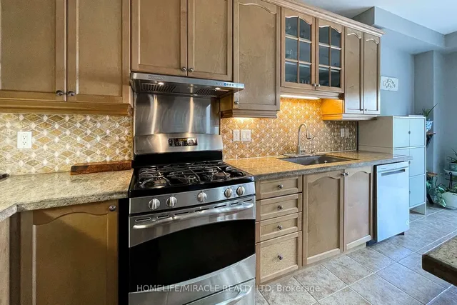 Additional image 26 of 185 Palacebeach Tr