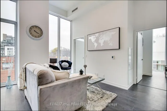 Additional image 4 of 2020 Bathurst St Unit 211