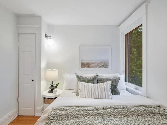 Additional image 19 of 132 Browning Ave